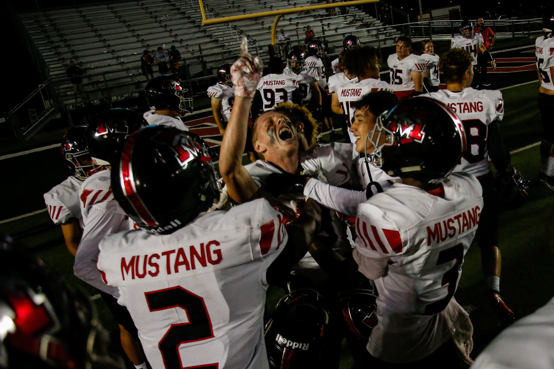 Union Redskins vs Mustang Broncos